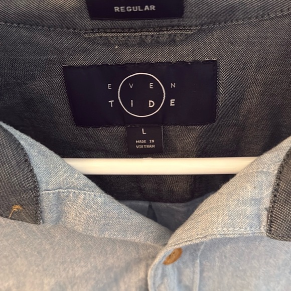 Men's Blue Casual Button-Up Shirt size large - Picture 2 of 4